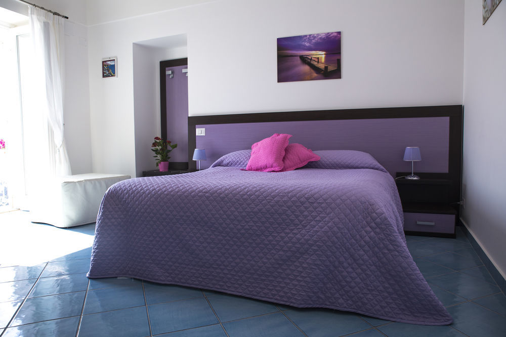 Casa Nilde Bed & Breakfast Positano Exterior photo