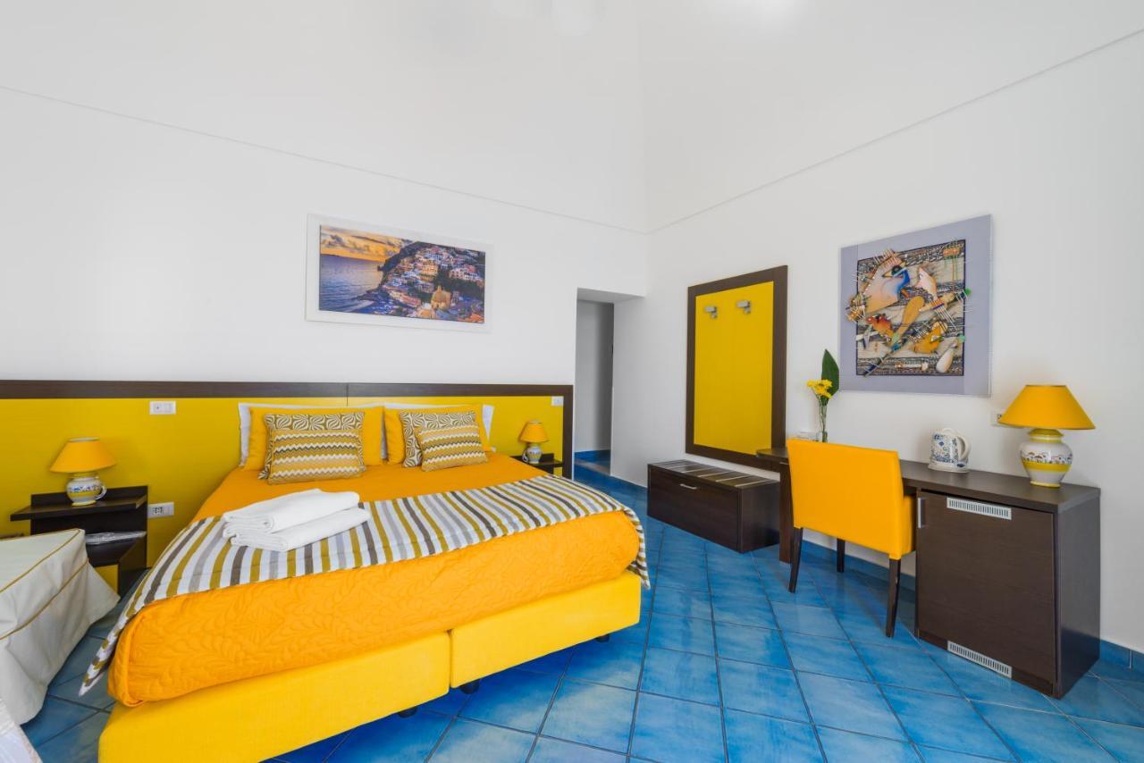 Casa Nilde Bed & Breakfast Positano Exterior photo